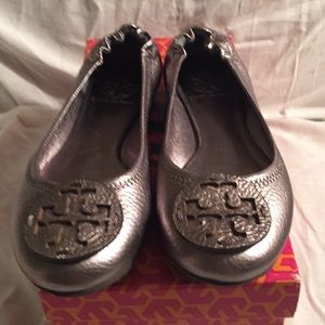 Tory Burch Reva Flat